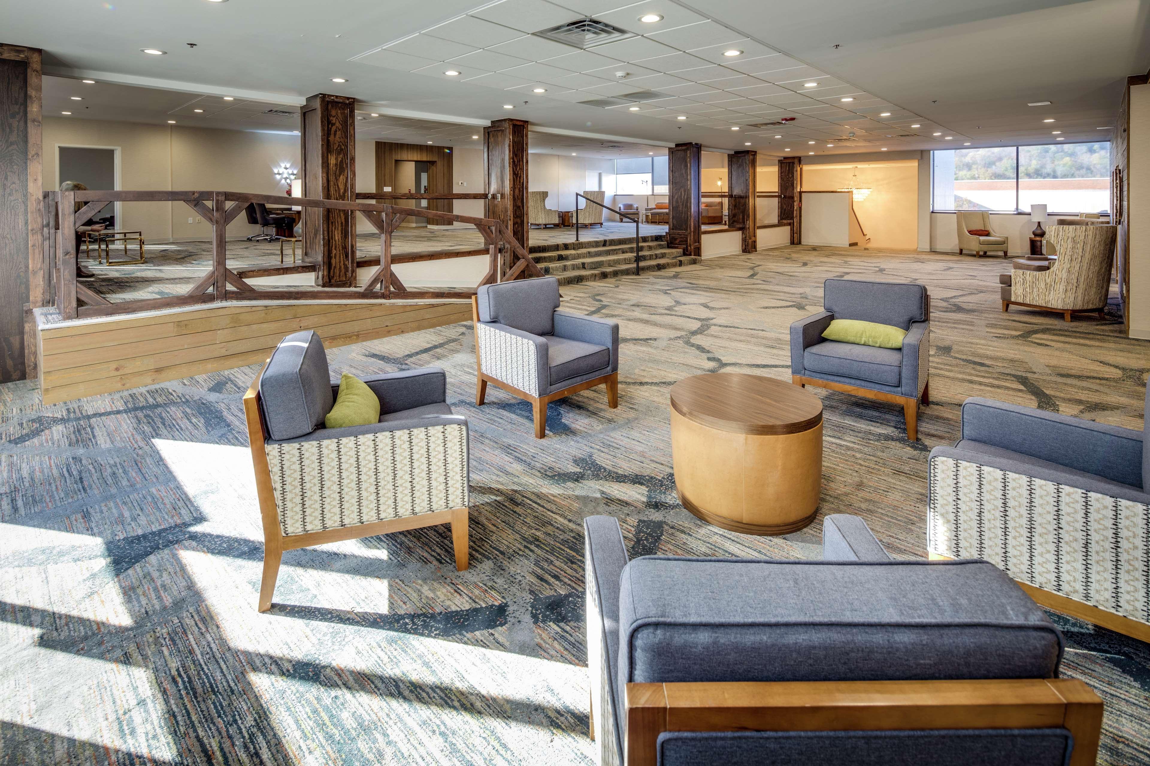 Doubletree By Hilton Huntington, Wv Hotel Exterior photo