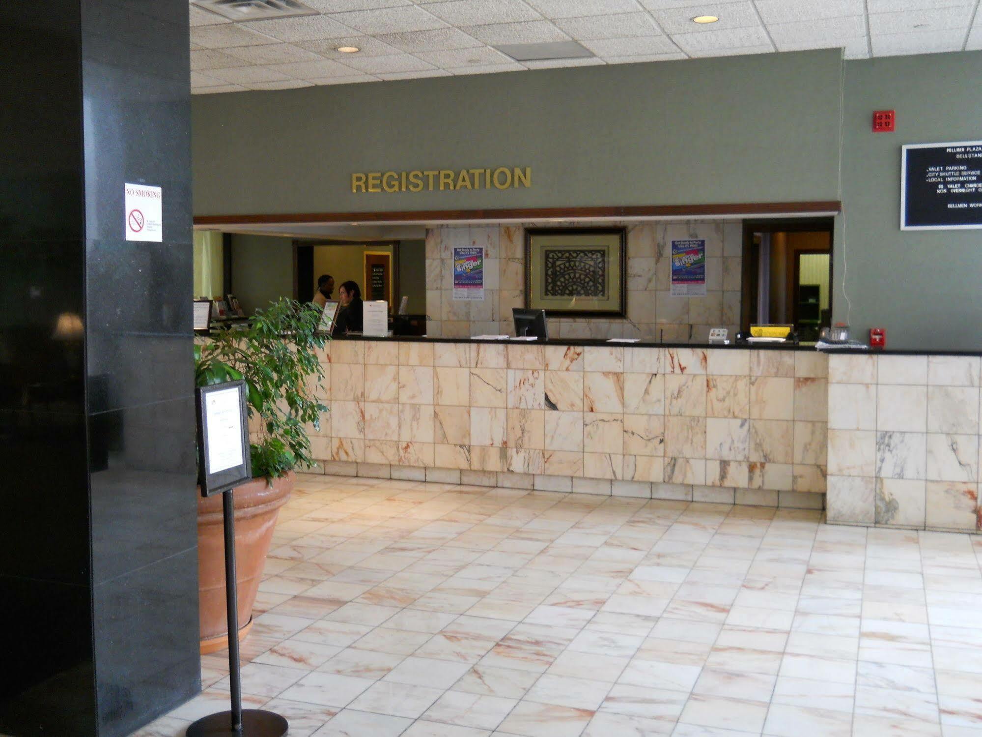 Doubletree By Hilton Huntington, Wv Hotel Exterior photo